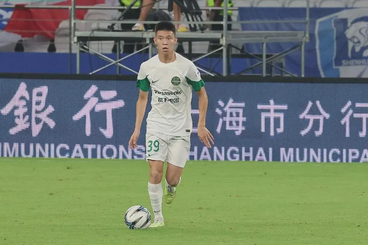 从U23亚洲杯到中超：王钰栋的“冰火两重天”，是中国足球的缩影